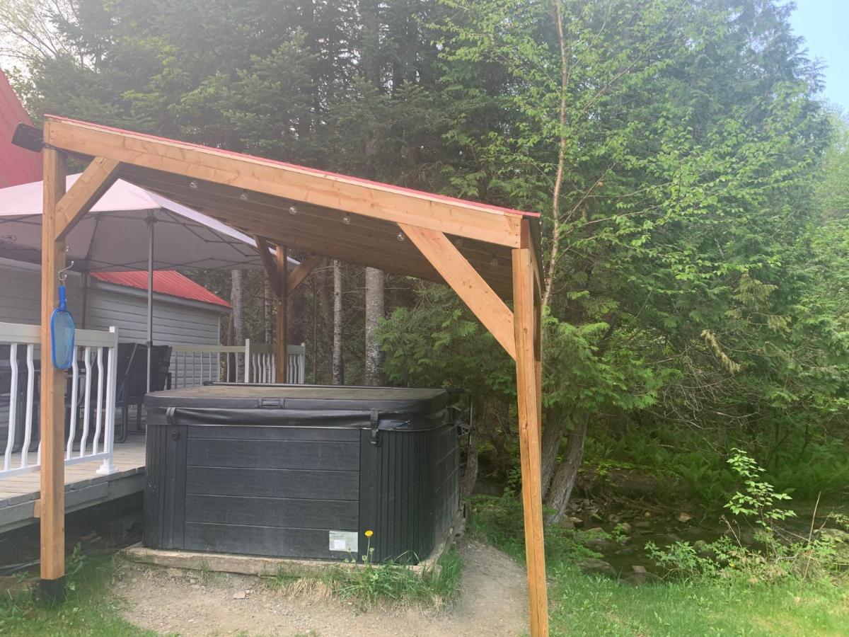 Camping Chalets Spas Pignons Rouges Saint Romain Экстерьер фото