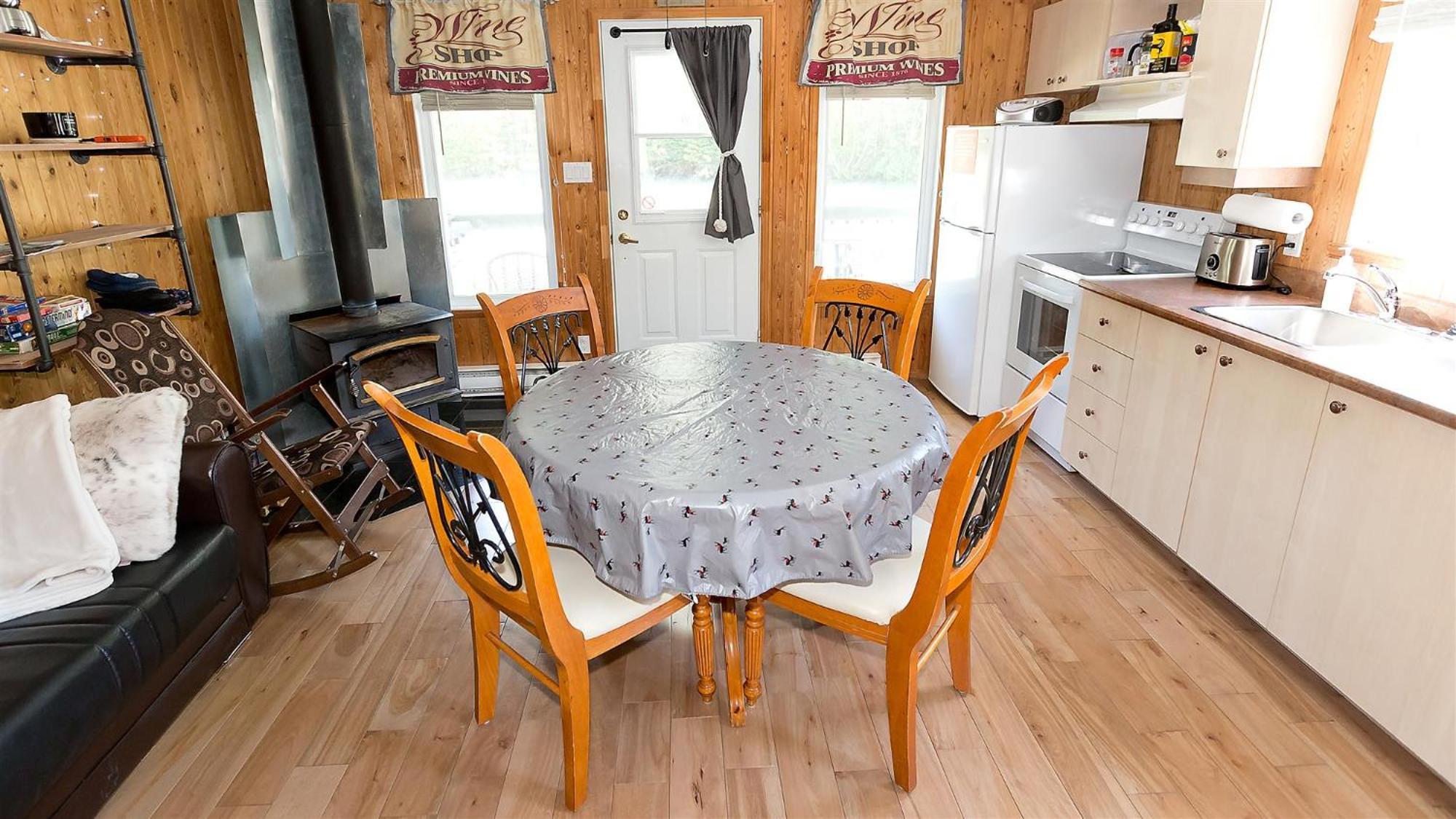 Camping Chalets Spas Pignons Rouges Saint Romain Экстерьер фото